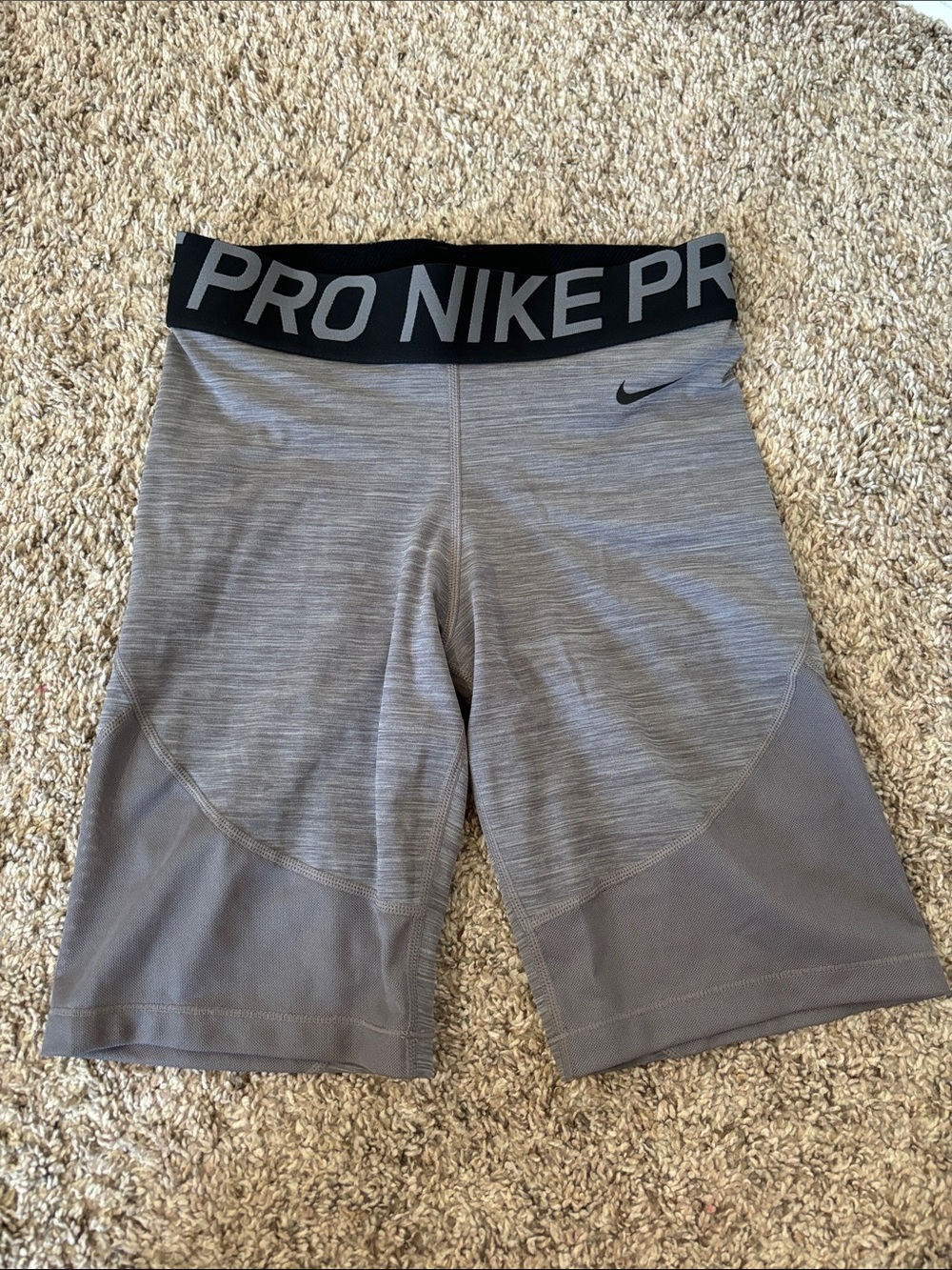 Nike pro  dri-fit Grey Training Shorts with Black Waistband